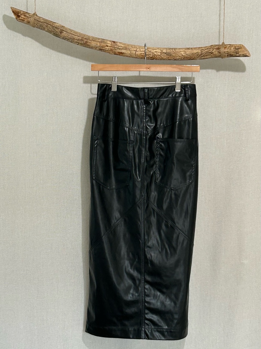 Isabel Marant Étoile Black Coated Midi Pencil Skirt | High Waist - Picture 3 of 7